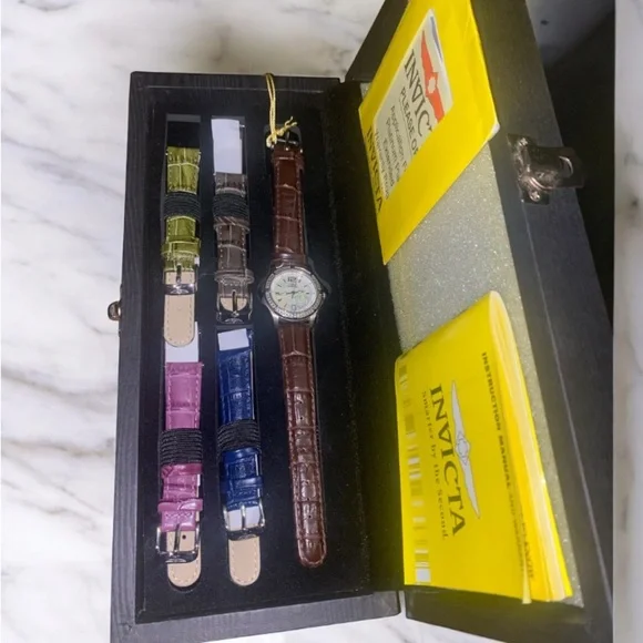 Invicta Lupah Heart Watch With Box - Picture 3 of 6